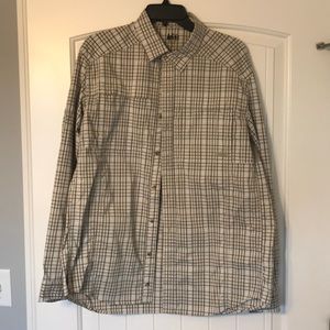 REI vented men’s button down